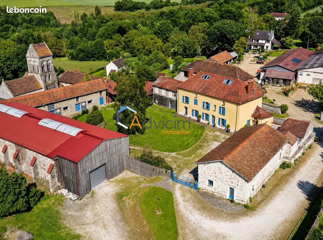 Maison 11 pièces 410 m² · à Torcy-en-Valois · 410 m² · 1 215 000 €