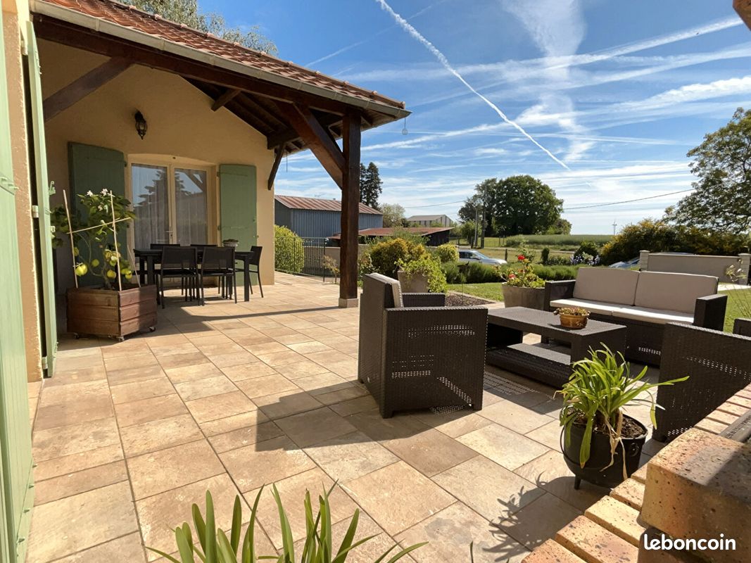 Maison 6 pièces 125 m² · à Rouillé · 125 m² · 198 000 €