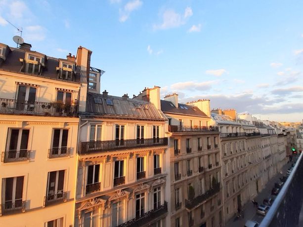 Appartement a louer paris-9e-arrondissement - 6 pièce(s) - 114 m2 - Surfyn