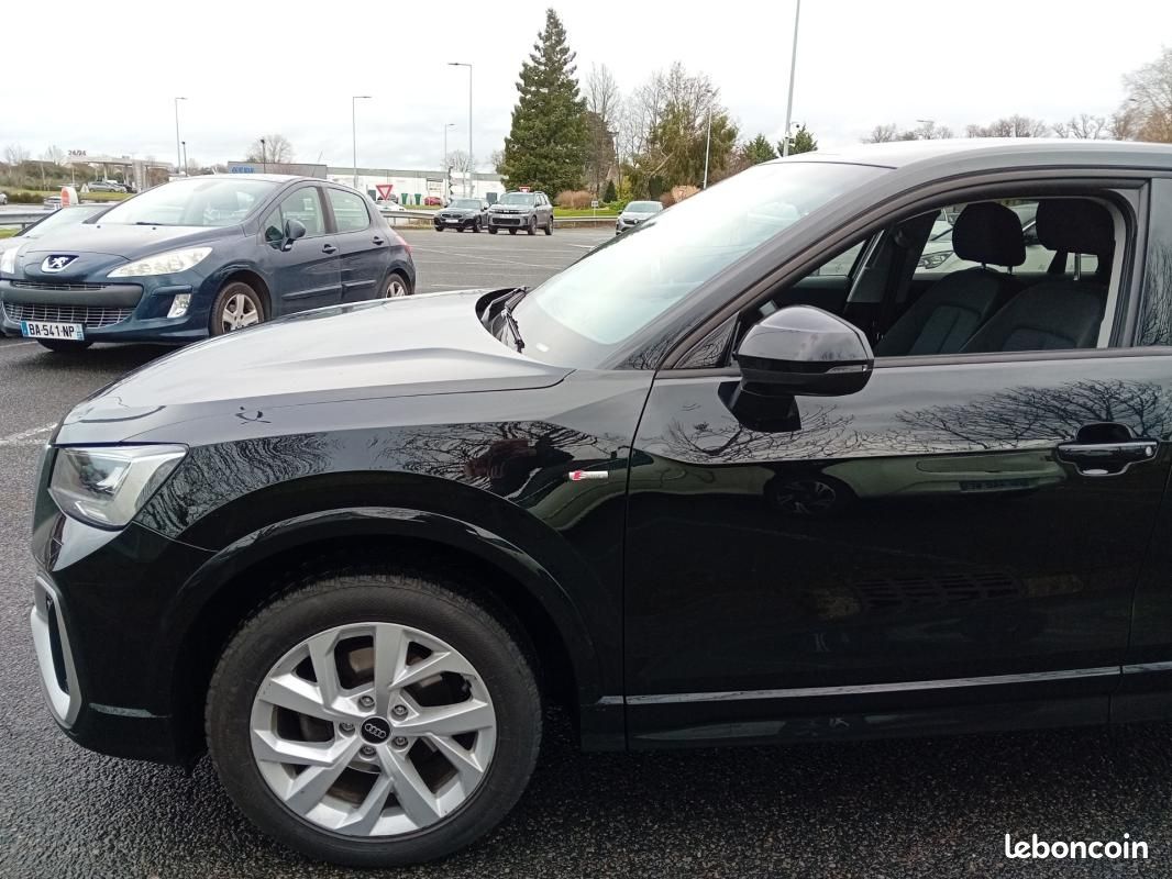 Audi Q2 35 TFSI 150 S tronic 7 S line (image 2)