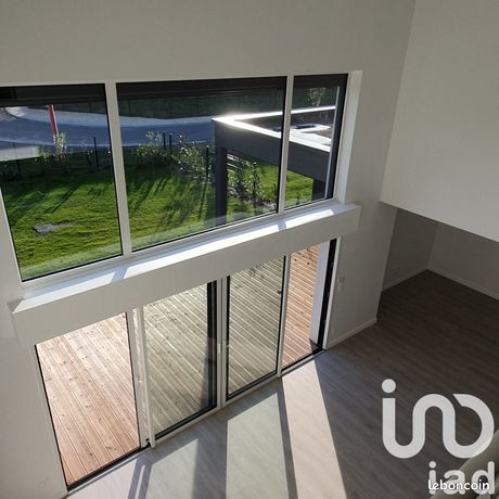 Villa 4 pièces 111 m²