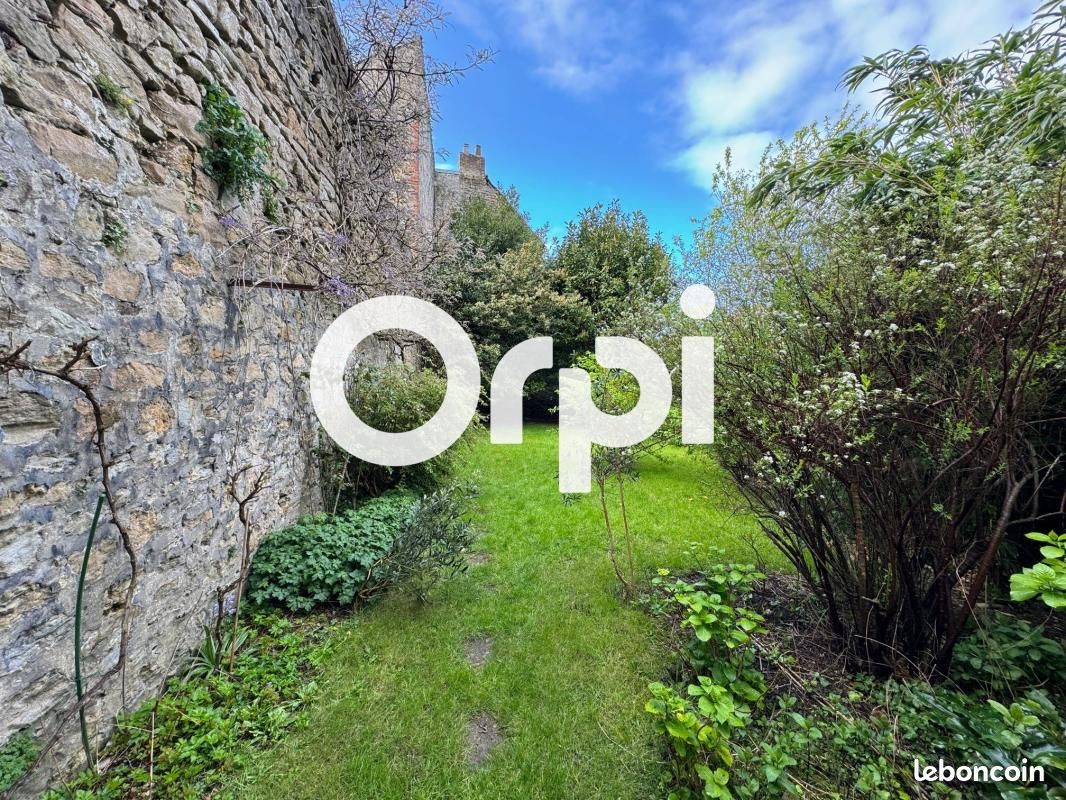 Maison 6 pièces 160 m² · à Boulogne-sur-Mer · 160 m² · 271 500 €