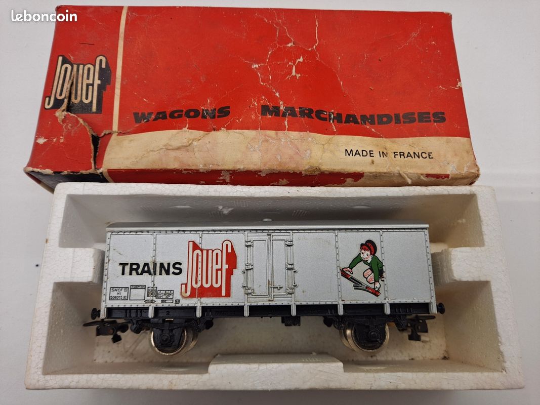 Le wagon couvert UIC en miniature de Jouef au H0 HO