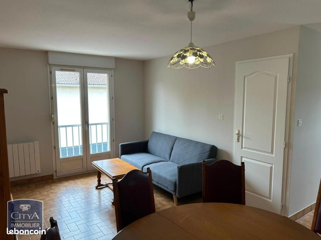 Appartement 2 pièces 35 m² · à Oyonnax · 35 m² · 520 €