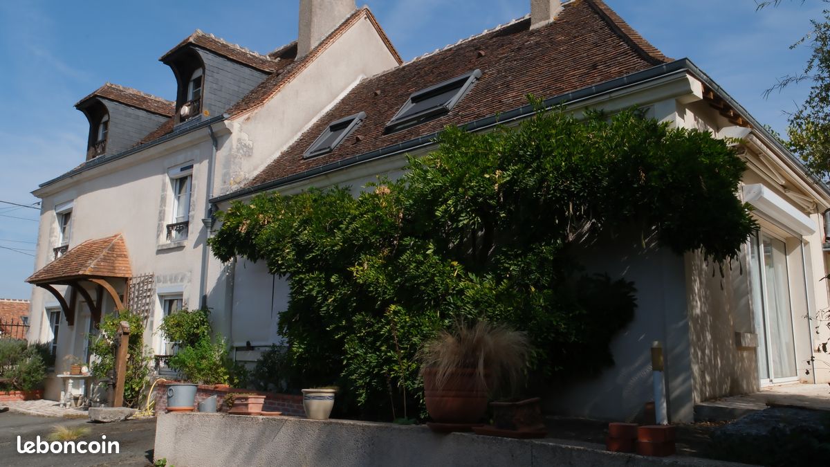 Maison 7 pièces 160 m² · à Naveil · 160 m² · 365 000 €