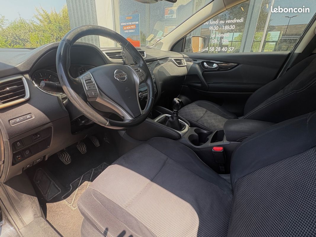 NISSAN Qashqai GENERATION-II 1.6 DCI 130CH Connect Edition - Caméra de recul - Radar AR (image 26)