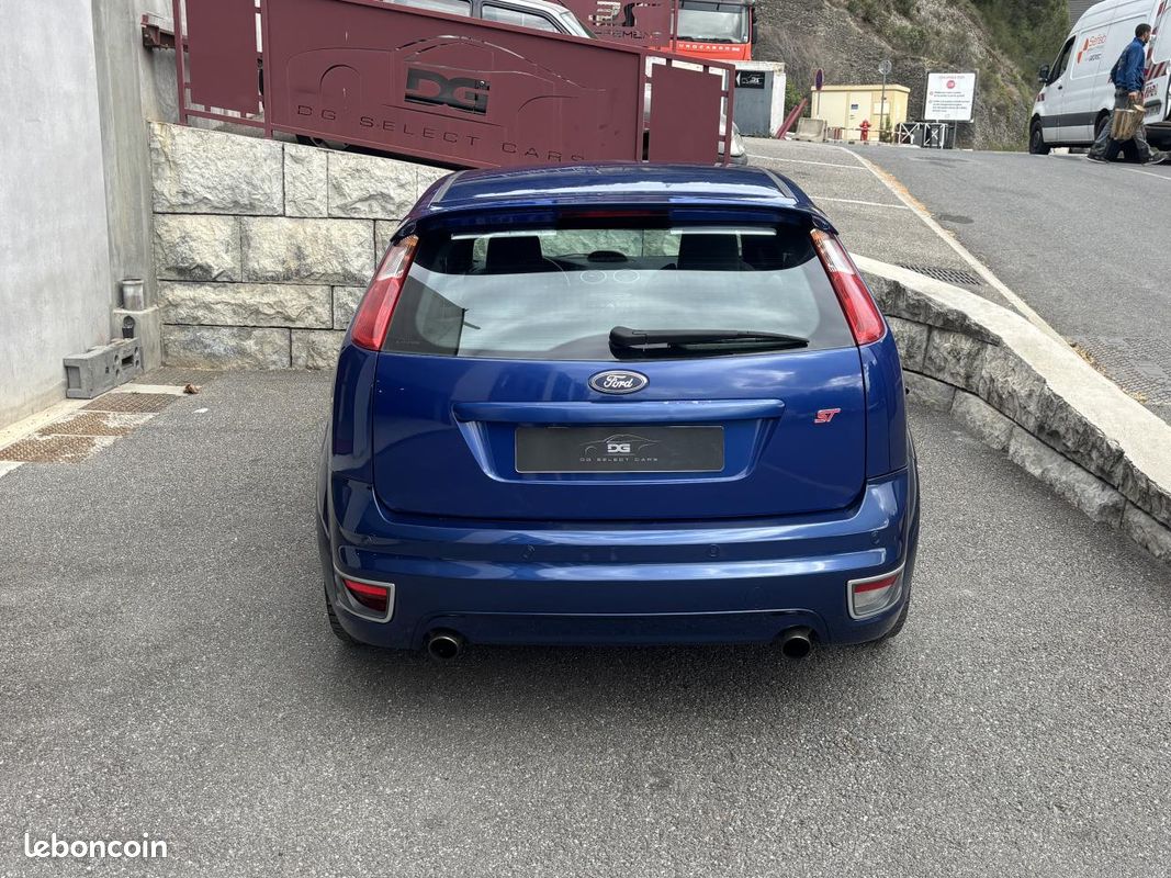 Ford focus 2.5 t - 225 2004 berline st phase 1 (image 8)
