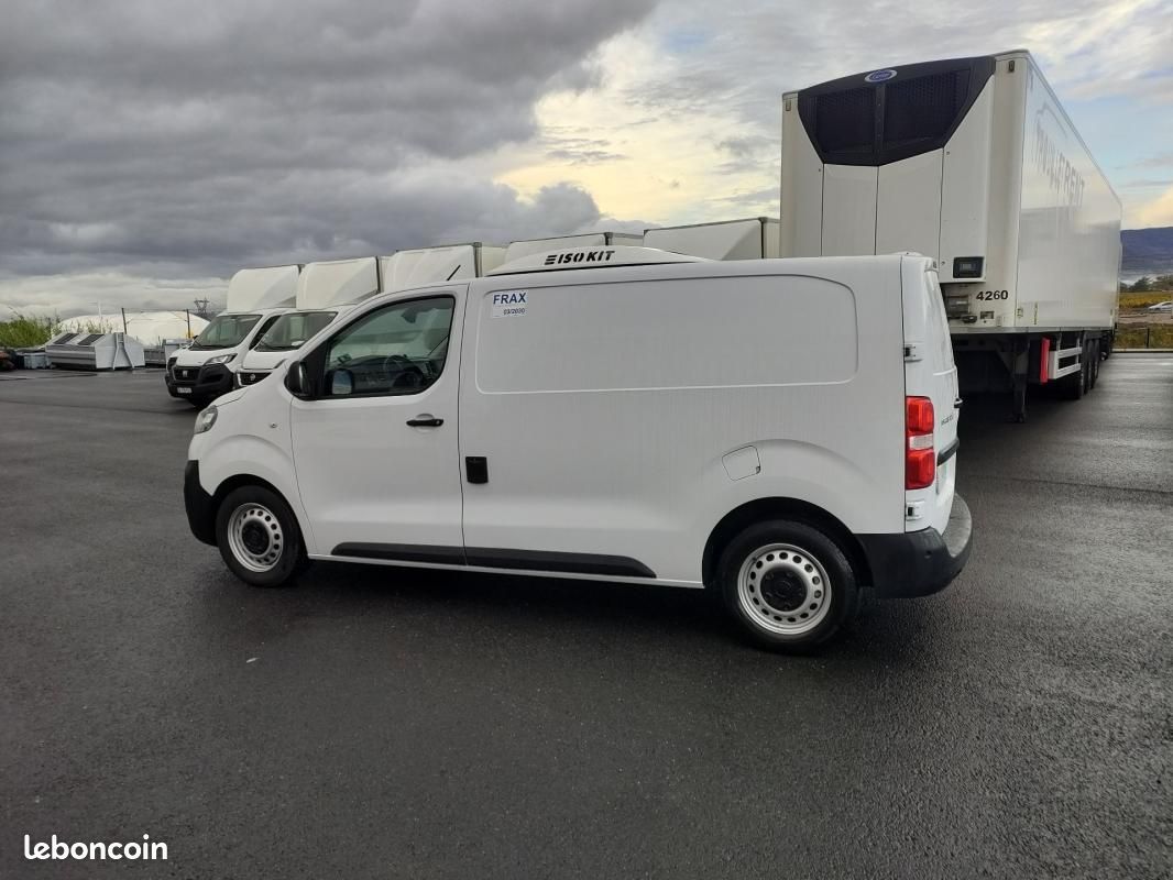 Fiat Scudo FOURGON FRIGO BLUEHDI 145 BVM6 - 4PBLUEHDI M S&S 4P (image 2)
