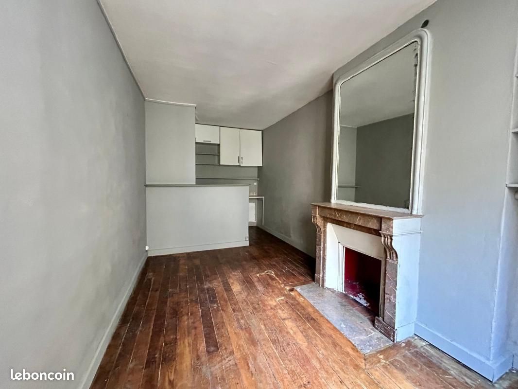 Appartement 1 pièce 16 m² · à Paris · 16 m² · 141 120 €