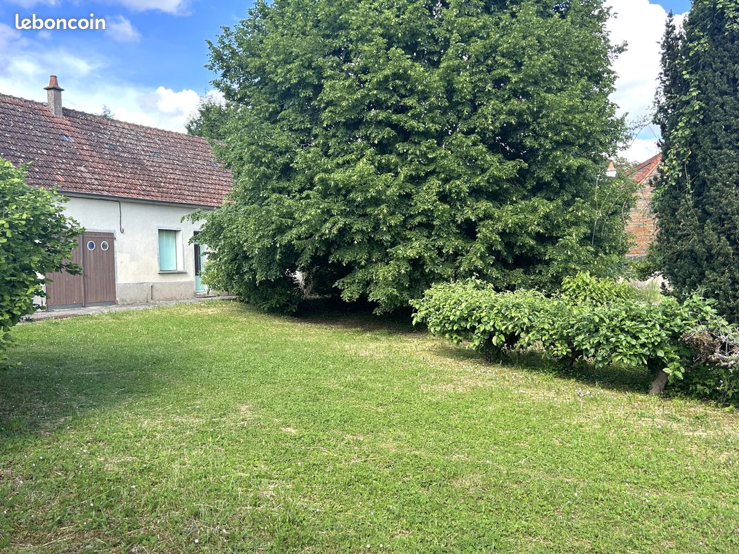 Maison 8 pièces 100 m² · à Sichamps · 100 m² · 69 900 €