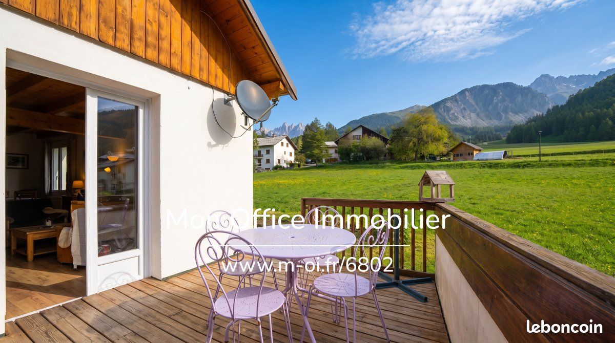 Maison 6 pièces 157 m² · à Arvieux · 157 m² · 370 000 €