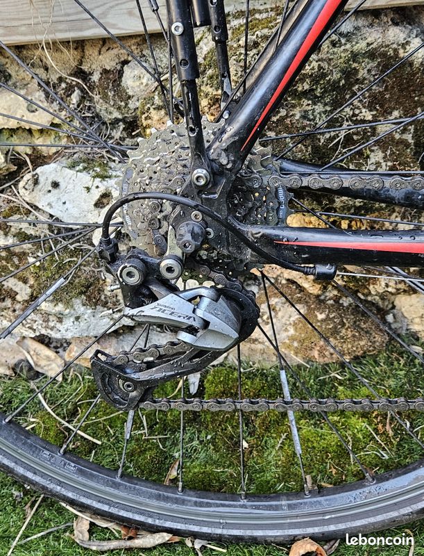 Vélo Merida Speeder T2 – Cadre alu , Shimano, pneus Schwalbe Marathon (image 8)