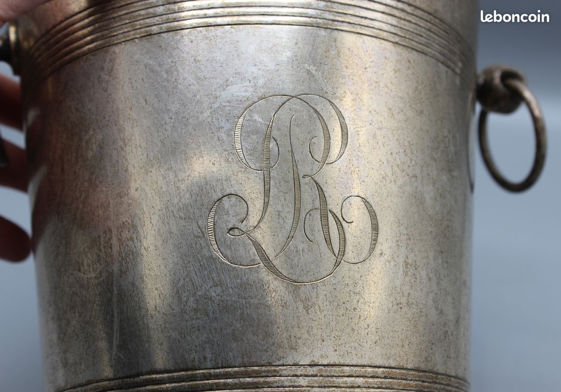 Beau seau à champagne en métal doré Champagne Roederer Reims des années 1980 - très bon état - fabriqué par « ARGIT » - France
