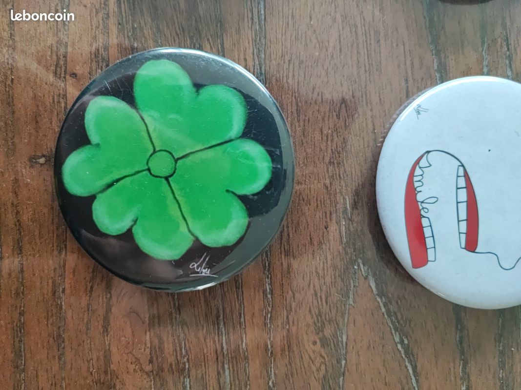 Lots de badges Diamètre 5,5cm (image 1)