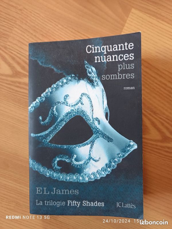 "Cinquantes nuances tout sombre" E J JAMESS (image 1)
