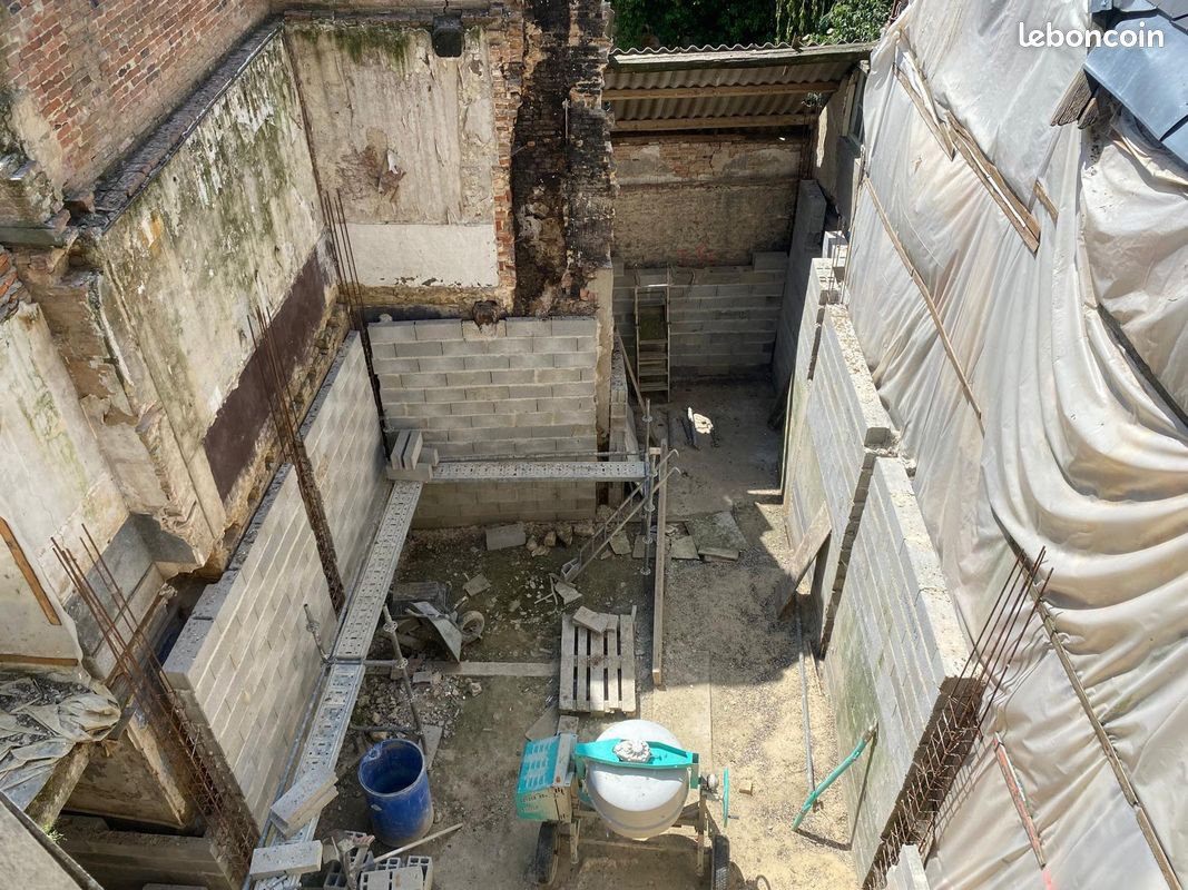 Local commercial 4 pièces 1 m² · à Noailles · 1 m² · 50 000 €