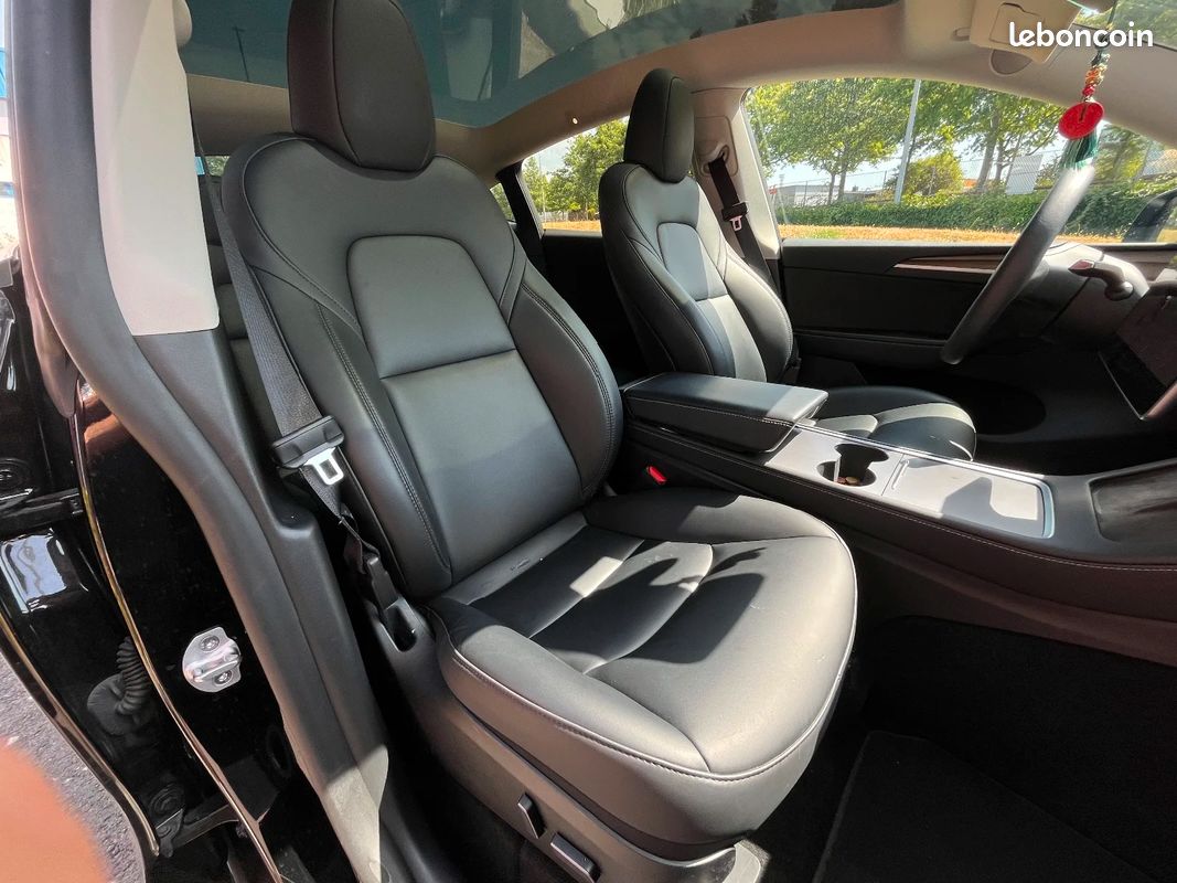 TESLA MODEL Y Standard RWD (image 28)