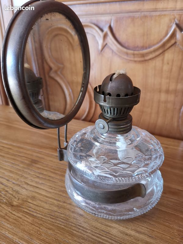 Lampe à huile avec miroir réflecteur (image 1)