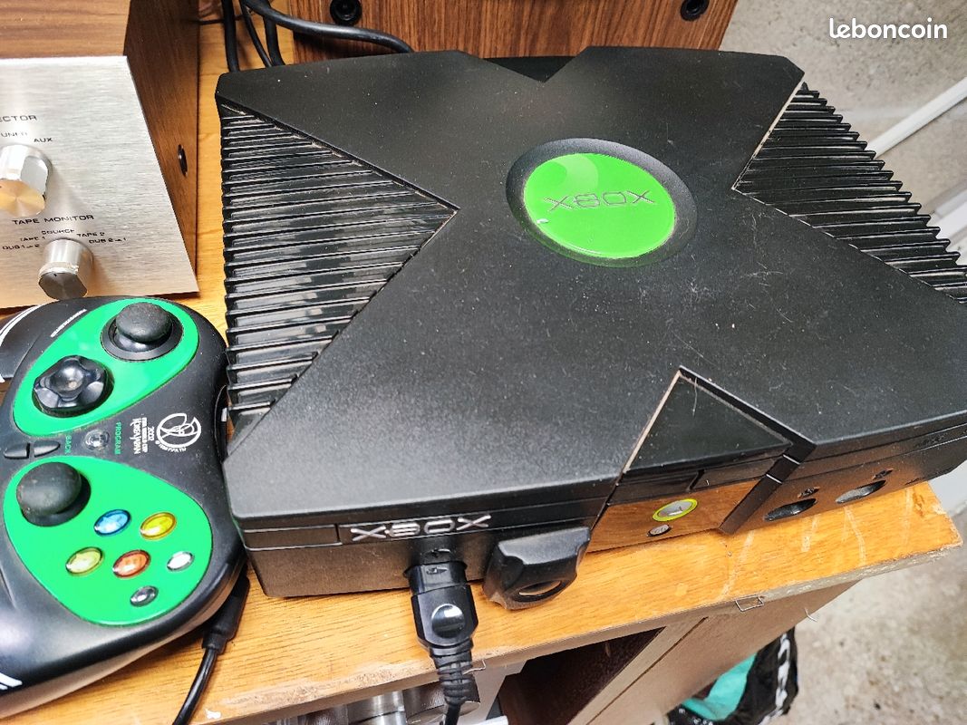 Xbox one première génération plus 37 jeux Consoles