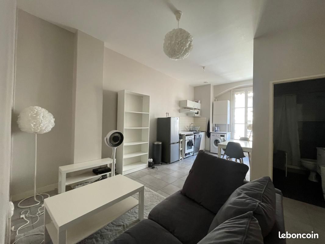 Appartement 2 pièces 40 m² · à Lyon · 40 m² · 718 €