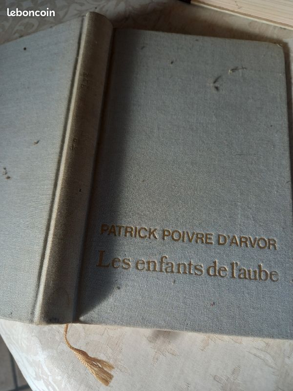 Les enfants de l'Aube Patrick Poivre d'Arvor (image 1)