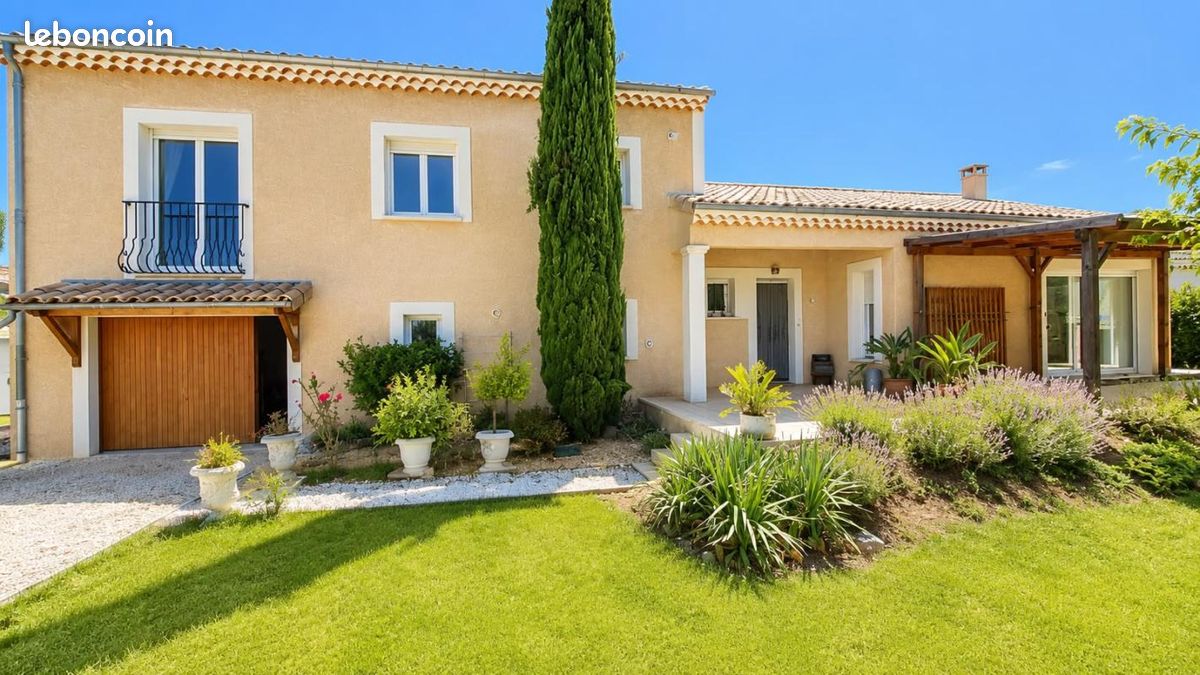 Maison 7 pièces 156 m² · à Anneyron · 156 m² · 357 000 €