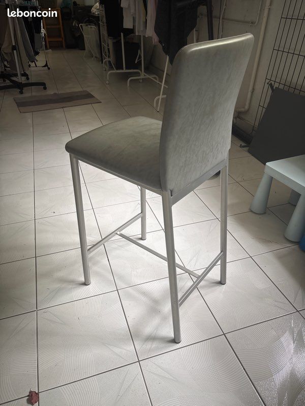Tabouret de bar Neuf valeur 149 (image 2)