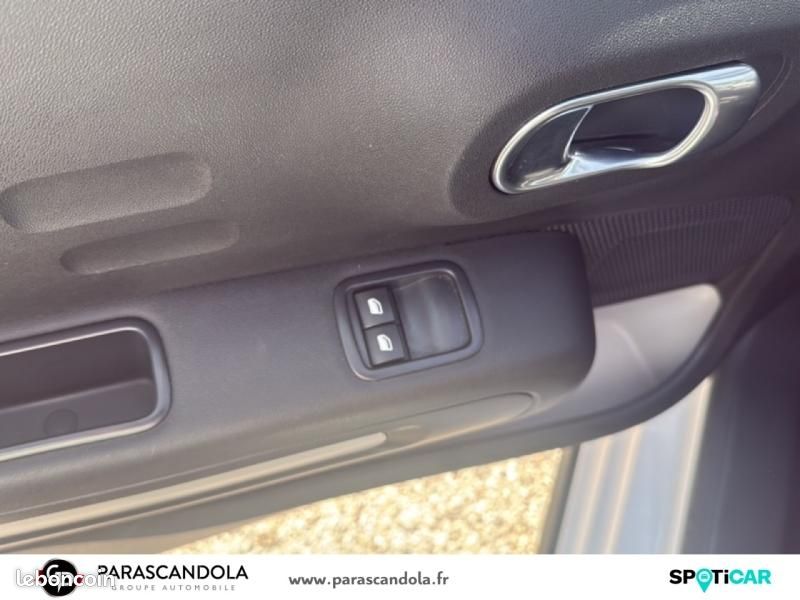 Citroen C3 1.2 PureTech 83ch S&S C-Series 123g (image 12)