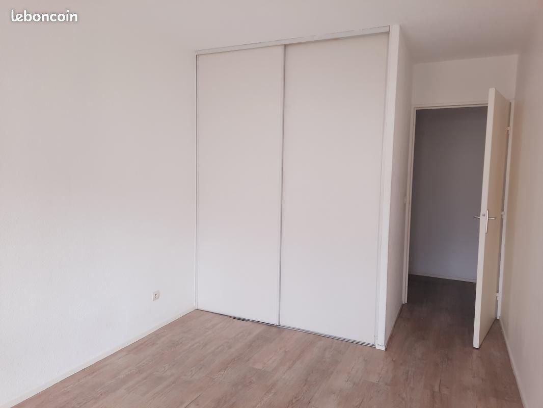 Appartement a louer echirolles - 3 pièce(s) - 89 m2 - Surfyn
