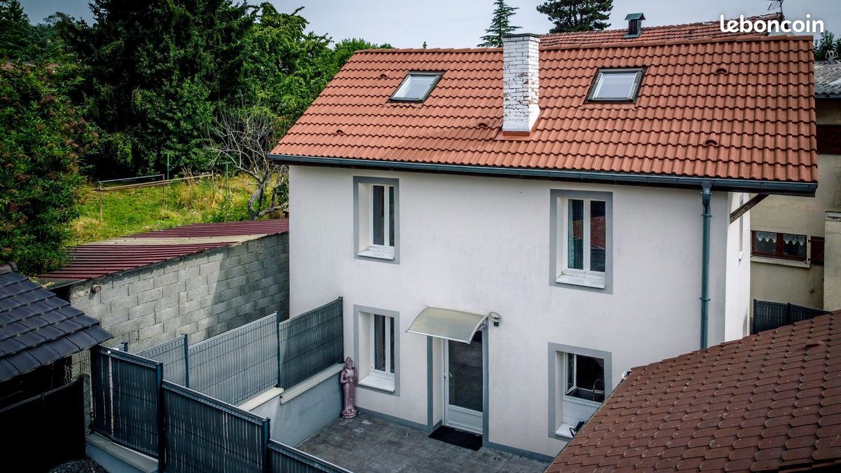 Maison 5 pièces 55 m² · à Vétraz-Monthoux · 55 m² · 349 000 €