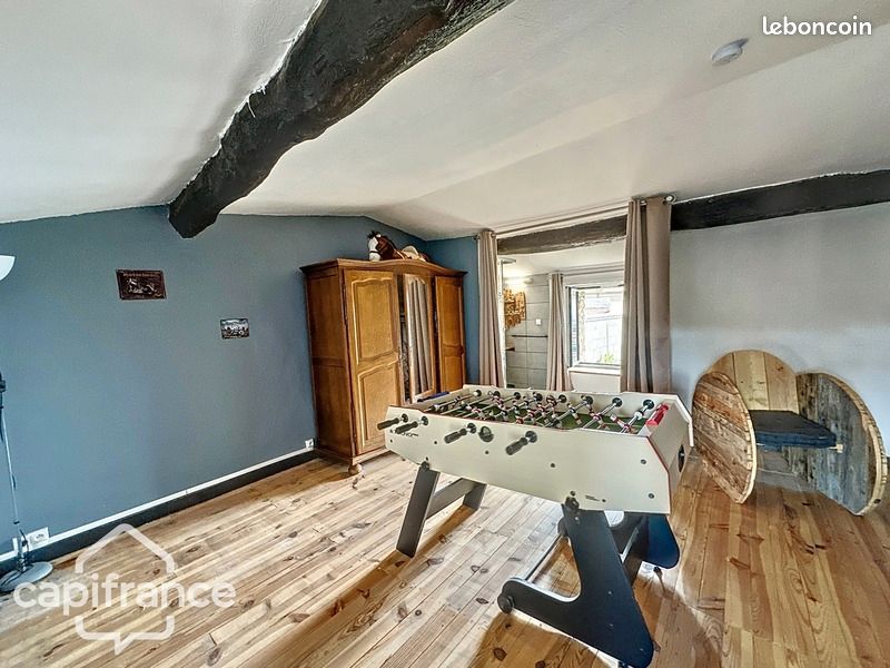 Maison 6 pièces 180 m² - Plaine-et-Vallées 79100 Oiron (image principale 10)