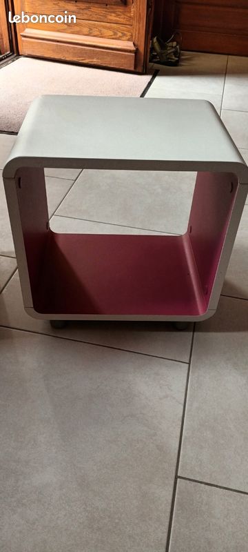 Meuble cube (image 1)