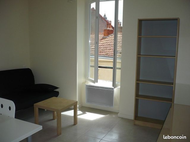Appartement 1 pièce 20 m² · à Gannat · 20 m² · 243 €/mois
