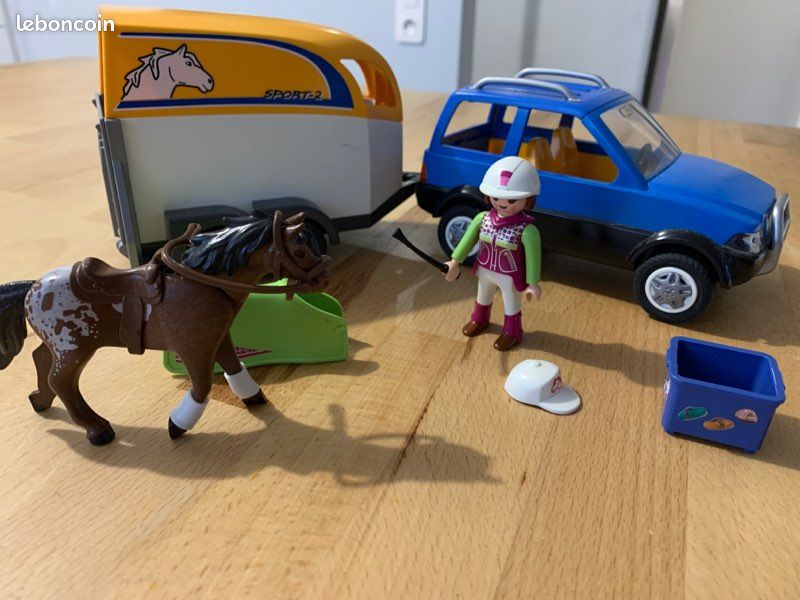 Playmobil 5223 - Voiture avec remorque et cheval - Jeux & Jouets