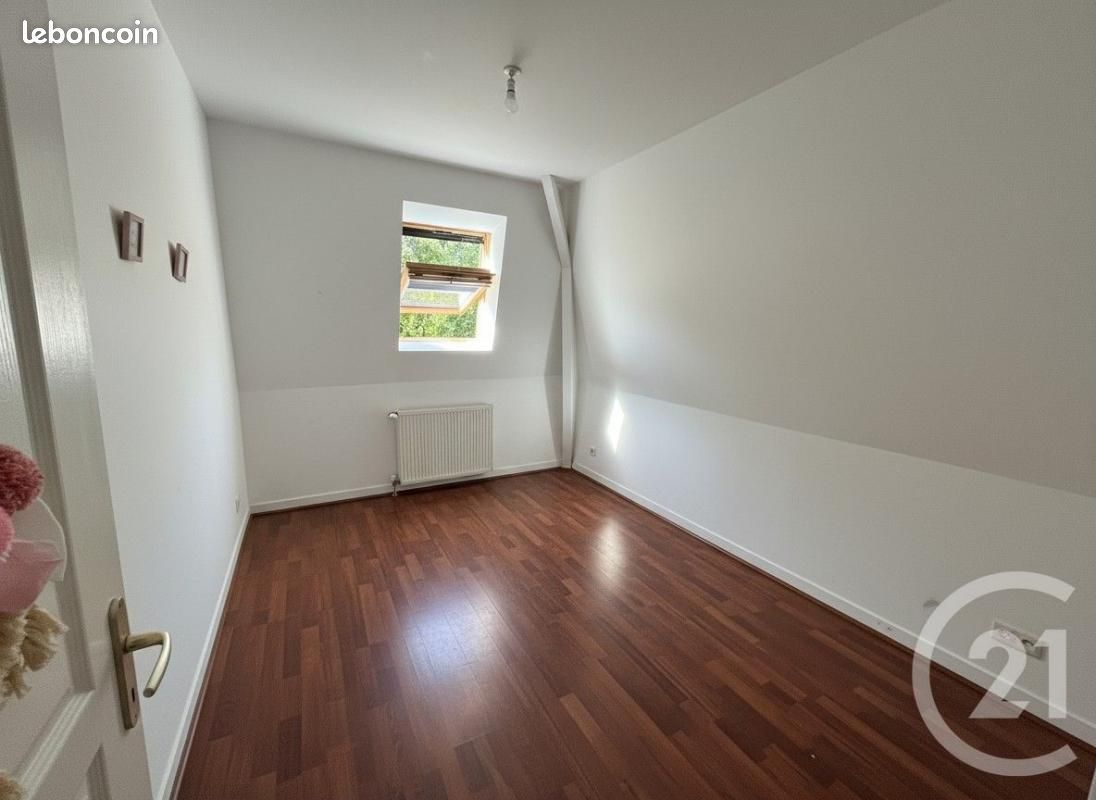 Maison a louer joue-les-tours - 4 pièce(s) - 85 m2 - Surfyn