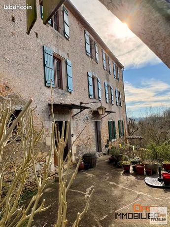 Maison 8 pièces 225 m²