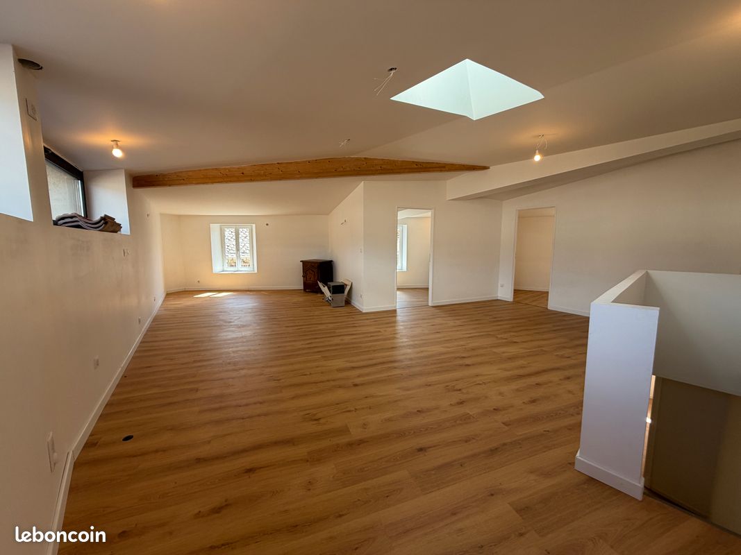 Maison 5 pièces 120 m² · à Bourdeaux · 119,6 m² · 199 000 €