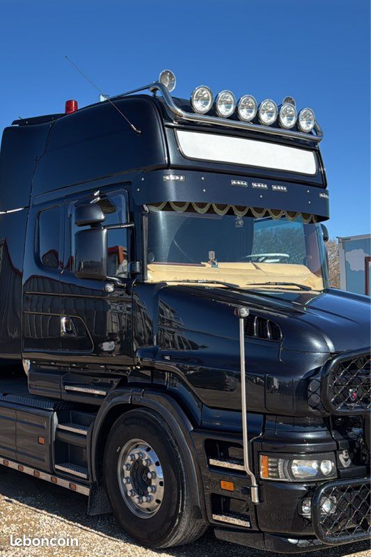 Cale de roue poids lourds | Sécurisation quais et parkings - Sol Direct