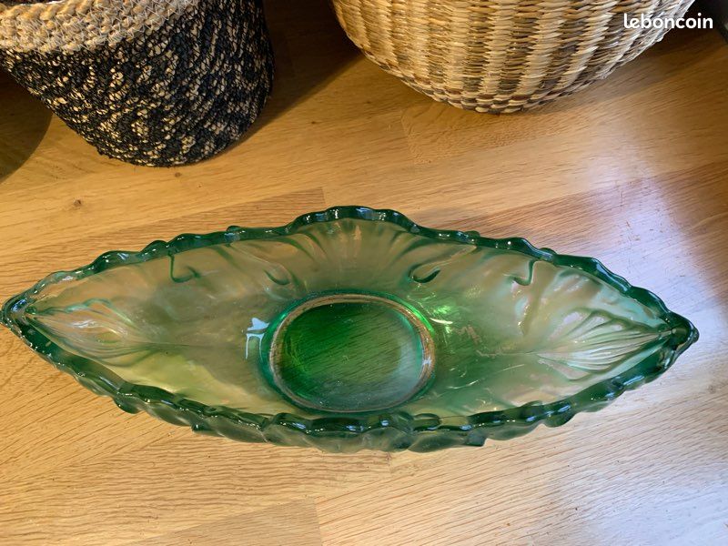 Coupe jardinière en verre moulé art nouveau décor végétal (image 3)