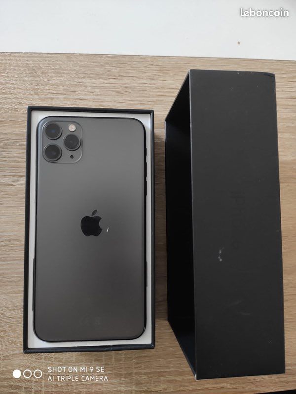 IPhone 11 Pro Max 64gb (image 3)