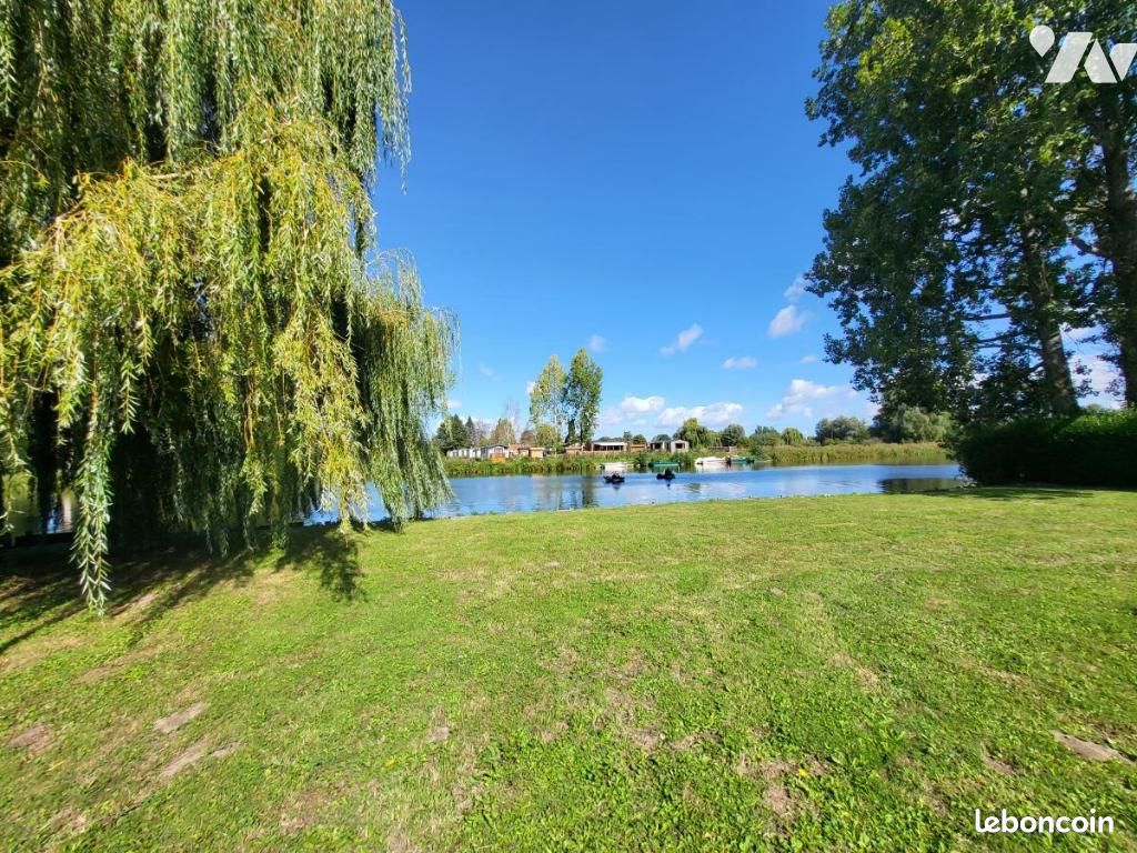 Terrain 1583 m² · à Moulle · 1 583 m² · 60 000 €