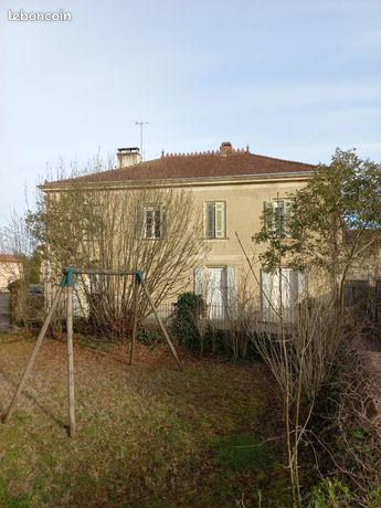 Maison 10 pièces 270 m²