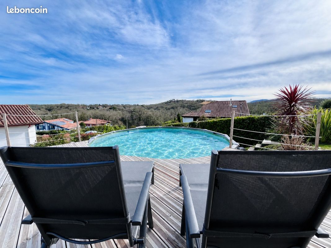 Maison 5 pièces 161 m² · à Bassussarry · 161 m² · 945 000 €