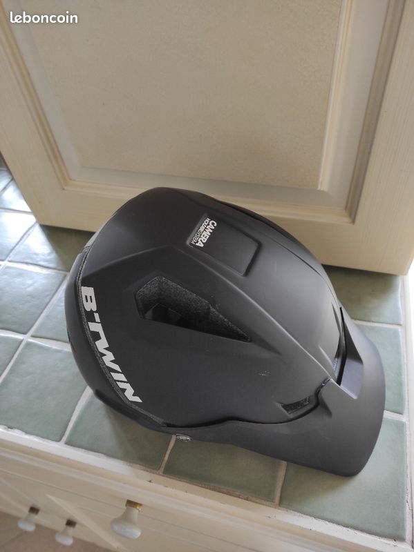 Casque de vélo (image 1)