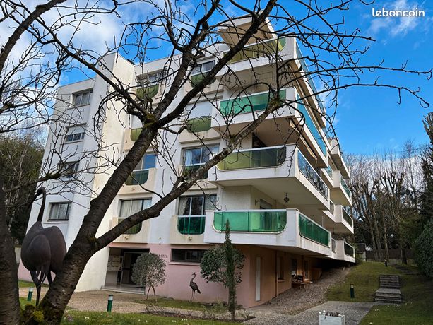 Studio 1 pièce 28 m²