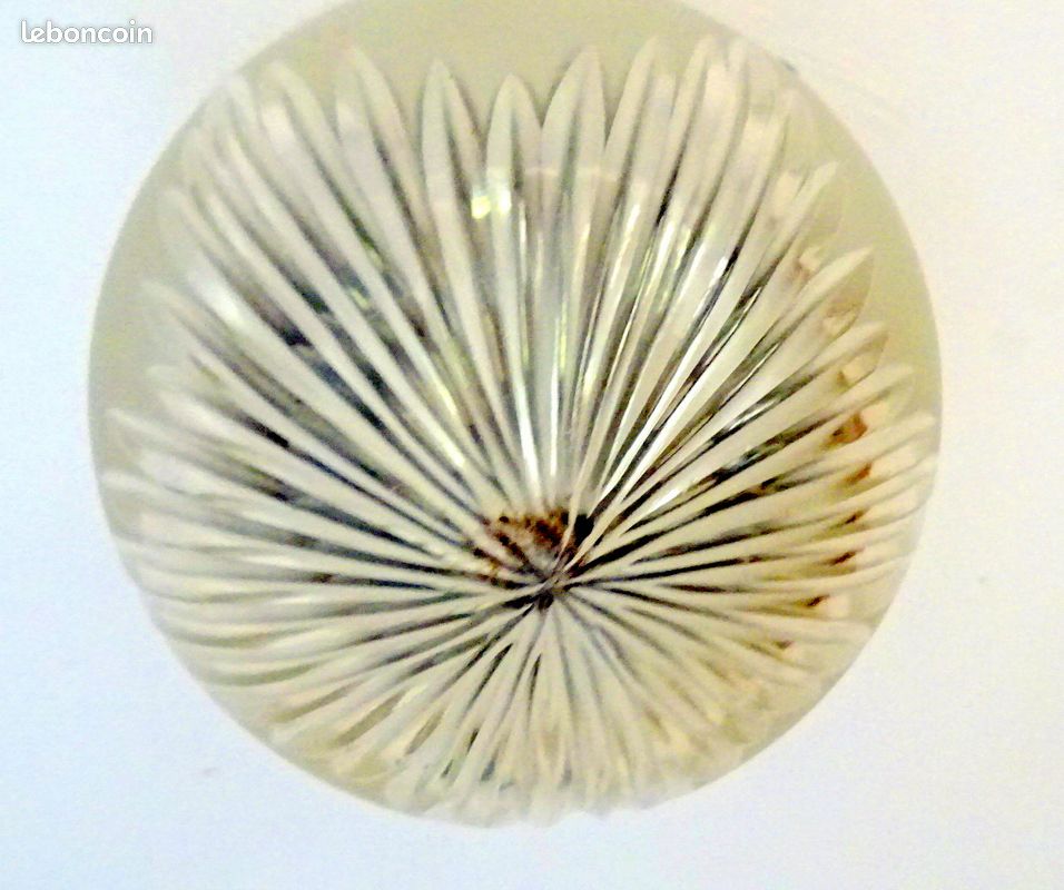 Ancienne LAMPE en BRONZE et GLOBE en verre taillé (vintage) (image 3)