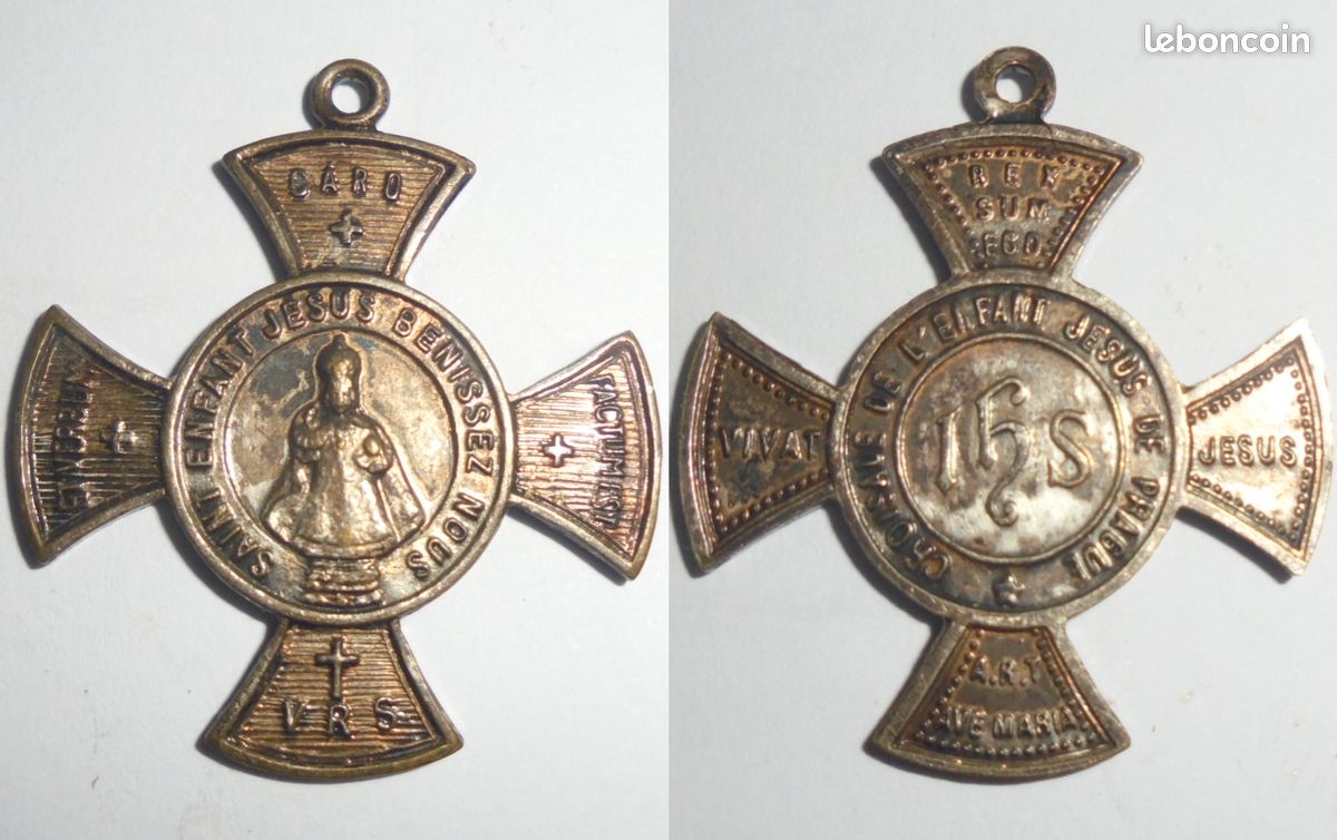 MEDAILLE CROIX RELIGIEUSE CHRETIENNE CATHOLIQUE CROISADE ENFANT JESUS de PRAGUE - La Croix-Sauvegarde de l'Enfant-Jésus de Prague (image 1)