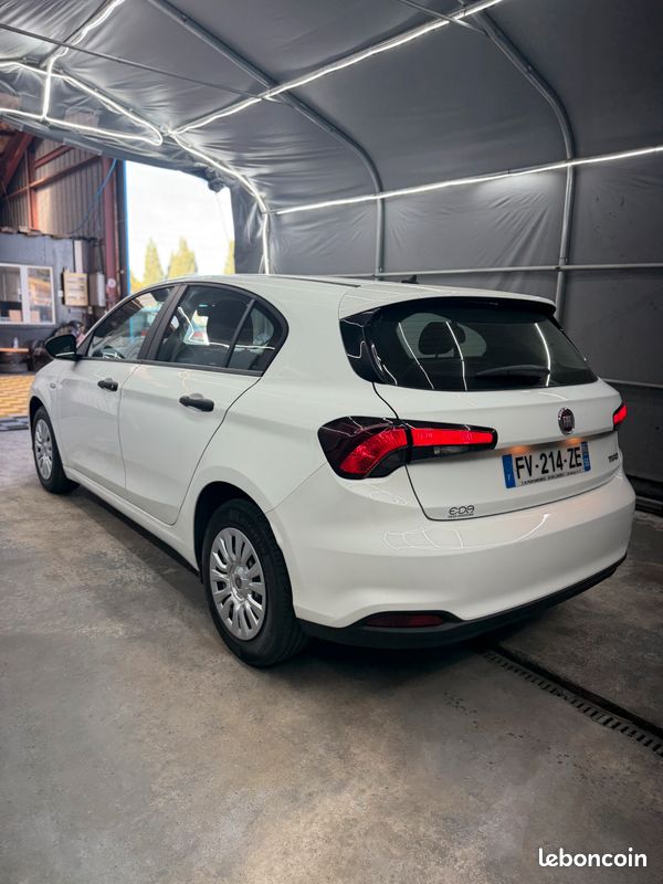 Fiat TIPO 1.4 95CH EASY MY19 5P (image 4)