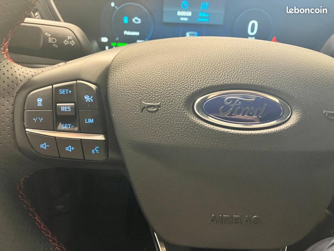 Ford Kuga 2.5 Duratec 180ch Hybrid FlexiFuel ST-Line X Powershift (image 14)