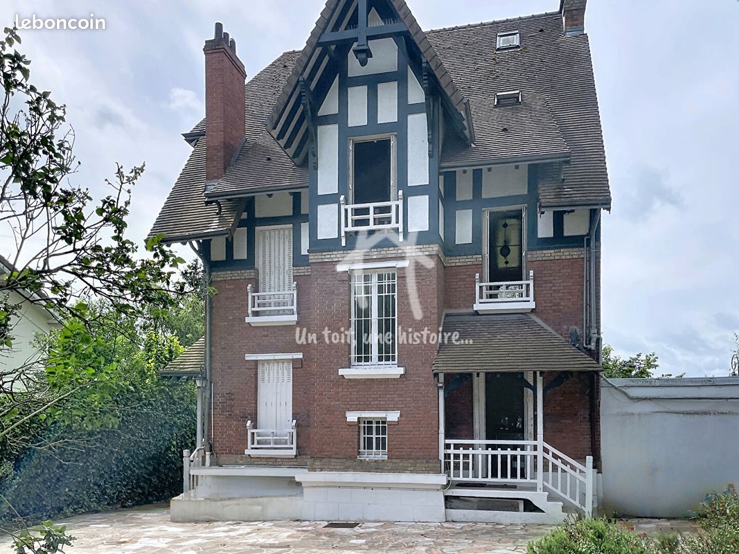 Maison 7 pièces 209 m² · à Saint-Cloud · 209 m² · 1 800 000 €